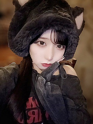 BEYOND (ビヨンド) 早瀬ゆい