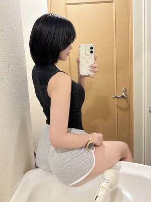 AROMAntic (アロマンティック) りな