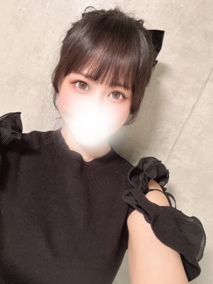 Belle É (ベルエ) 初音ゆうき