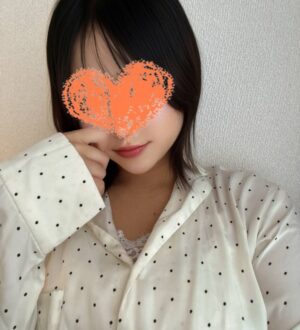 カノネコ新大久保店 えな