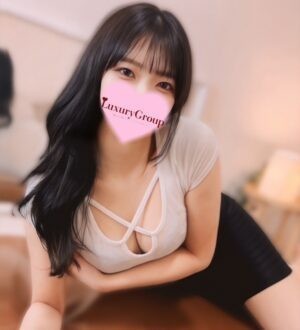 Luxury Group (ラグジュアリーグループ) すず