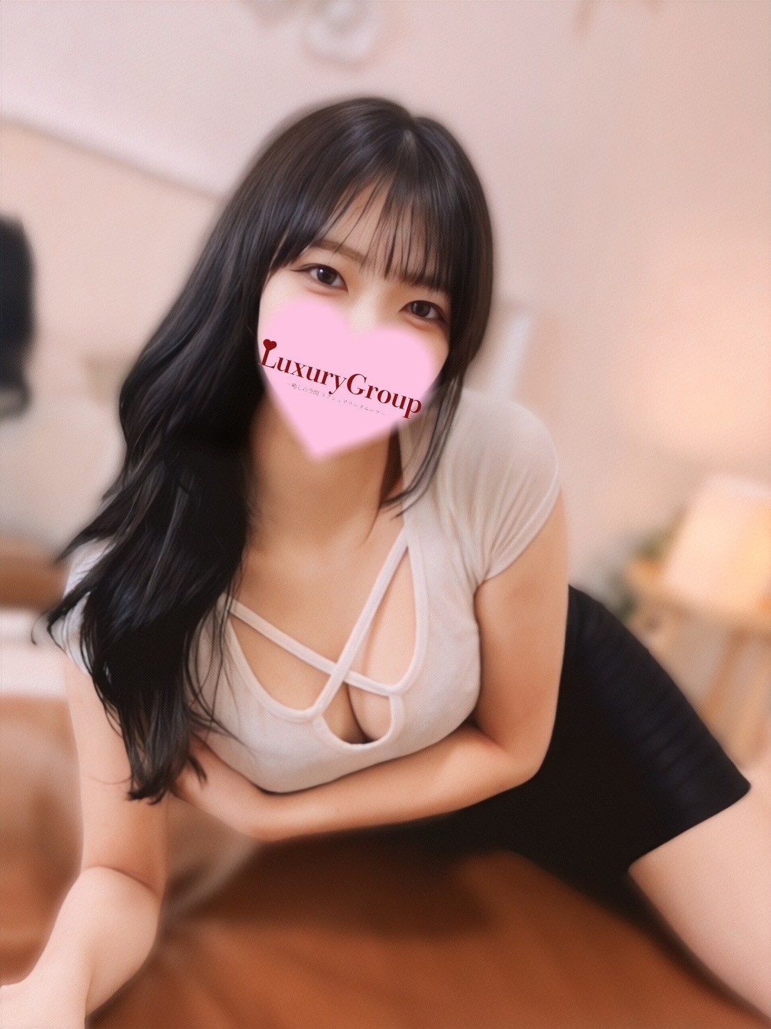 Luxury Group (ラグジュアリーグループ) すず