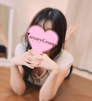 Luxury Group (ラグジュアリーグループ) かえで