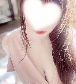 Carezza (カレッツァ) 香椎あい