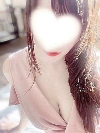 Carezza (カレッツァ) 香椎あい