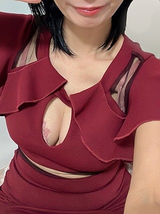 Madam Lilly (マダムリリー) 潮見あみ