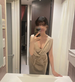 MARVEL (マーヴェル) 逢坂いろは