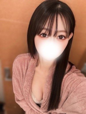 THE SILHOUETTE (ザ シルエット) 安藤ゆら