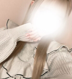 THE SILHOUETTE (ザ シルエット) 翡翠せな