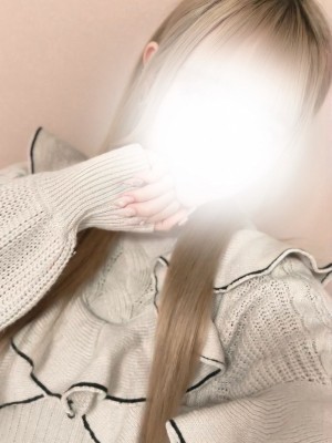 THE SILHOUETTE (ザ シルエット) 翡翠せな