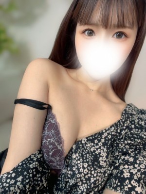 THE SILHOUETTE (ザ シルエット) 与田かれん