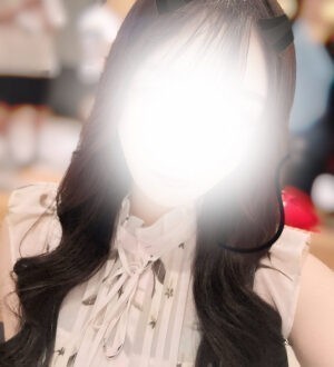 THE SILHOUETTE (ザ シルエット) 上原まや