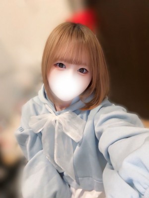 THE SILHOUETTE (ザ シルエット) 小鳥遊はな