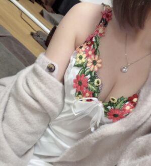 Aroma Mrs (アロマミセス) 有馬紫音