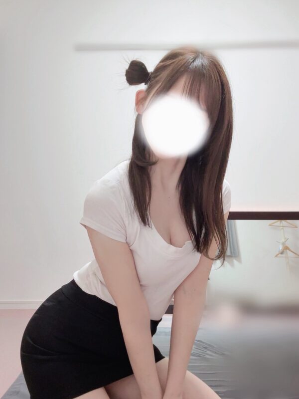 Lumo 赤羽 (ルモ) 愛眠なぎ