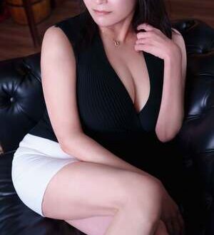 女神の熟女エステ 中田ゆう