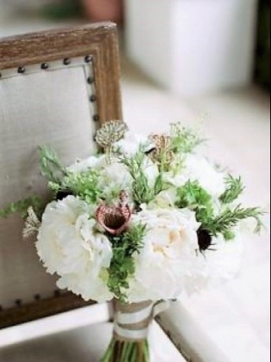 Refinado 赤坂 (レフィナード) えり