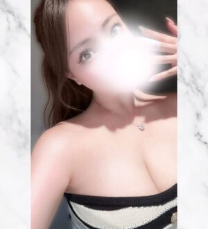 LUXERIA (リュクセリア) 高梨れいら