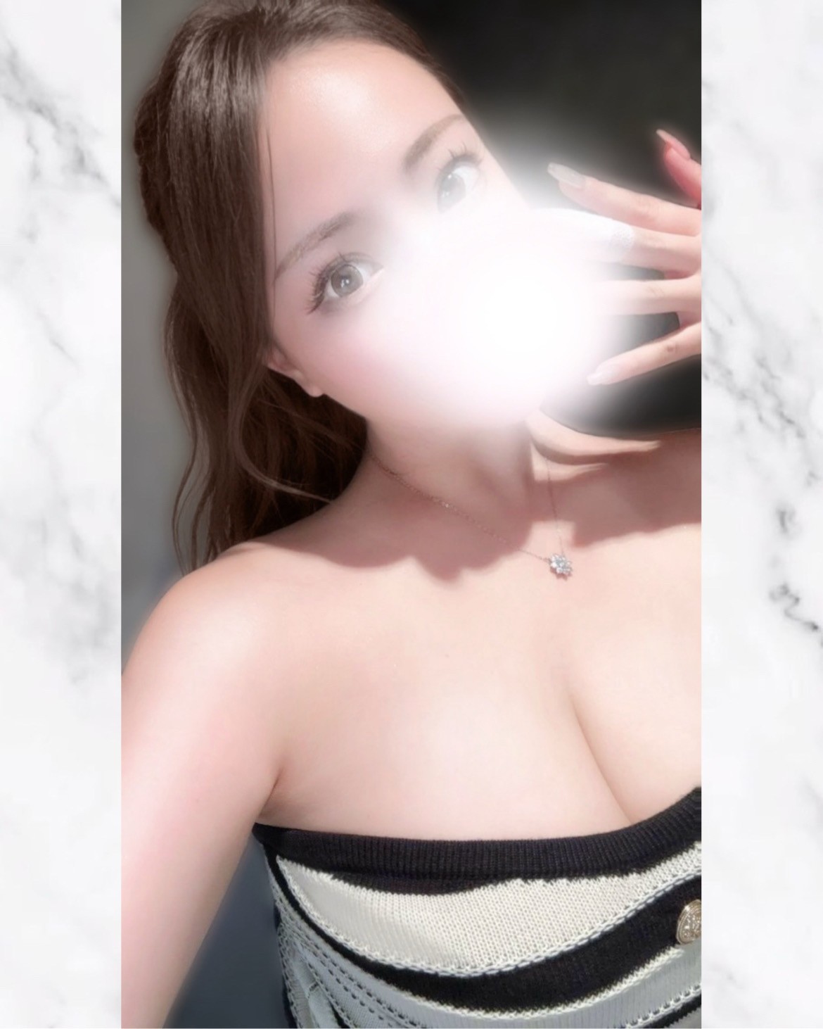 LUXERIA (リュクセリア) 高梨れいら