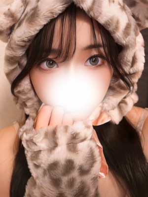 ホワイトルーム 天崎るる