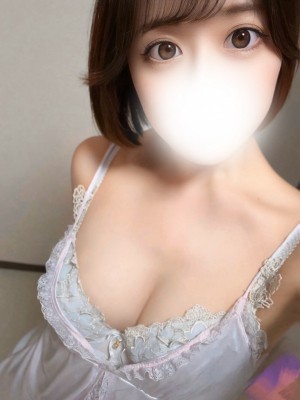 ホワイトルーム 浅見いと