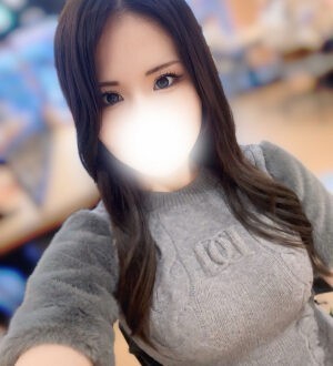 ホワイトルーム 浜辺もえ