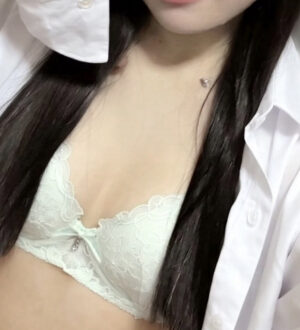 部屋とワイシャツと私とアナタ いろは