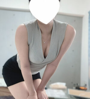 Red Ribbon 三鷹 (レッドリボン) ゆり