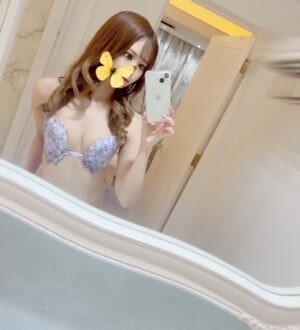 カルーアミルク 青葉台 岸谷みりあ